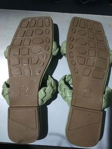🍏💚 Green Colour Beautiful 37 No Sandal 👡