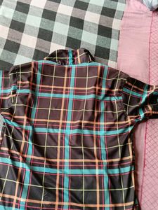 XL Plaid Print Shirt