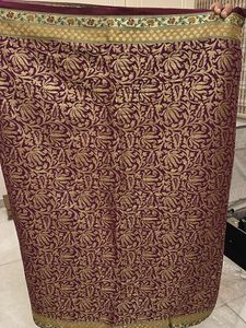 Magenta–Gold Crepe