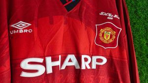 Umbro Football Jersey - New with Tags