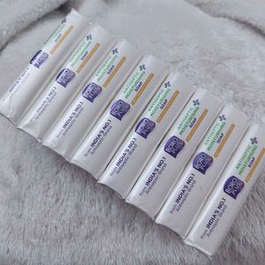 Boroplus Antiseptic And Moisturising Bathing Soap