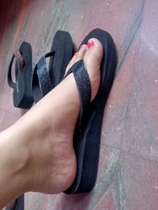 Women Heel Flip Flops Thong Sandals..