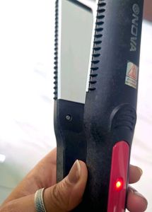 Nova Hair Straightener With Adjustable Heat