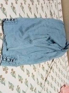 Women&#39;s Jeans
