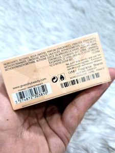 Givenchy Dahlia Divin EDT RETAIL PACK