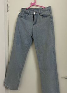 Light Wash Straight Leg Jeans