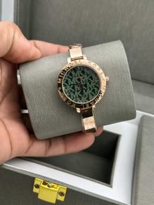 BRANDED WATCHES MIX EDITION AT DHAMAKA SALE