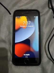 I PHONE 7 BLACK
