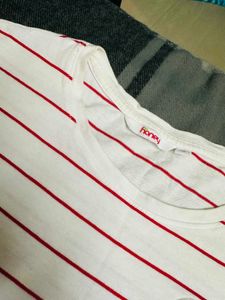 White Boxy Crop Top By Pantaloons