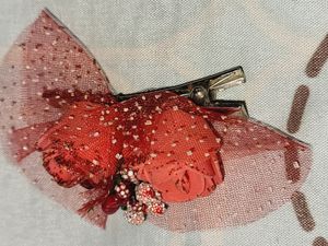 Rose Hair Clip in a brand new condition