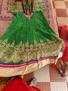 Green Embroidered Kurta