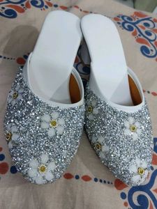 totly new Sparkling White Jutti