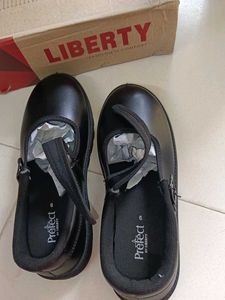 🆕 Black School Shoes For Girls