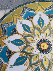 dotting mandala wall decor 😍✨️