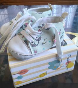 baby shoes