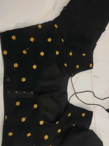 Flored Sleeve Blouse
