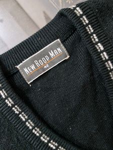Superior Wool Black Sweater Man