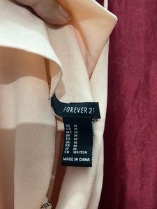 Forever 21 Criss Cross Top🩷