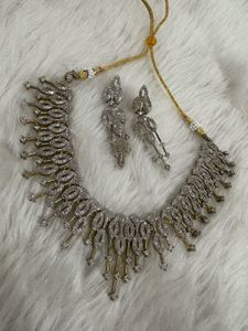 Elegant Necklace & Earring Set