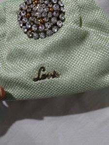 Cute Lavie Clutch