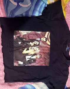 Gossip Girl Graphic Tee