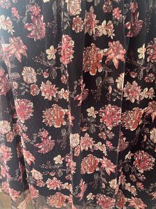 Black Floral Skirt 🖤🌺