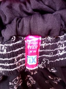 Skirt And Free Gift 🎁🎁