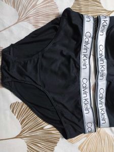 Calvin Klein Lingerie Set