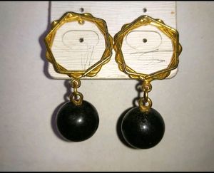 Stylish Earring For Parties