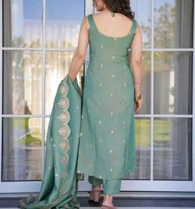 Elegant Mint Green Kurta Set
