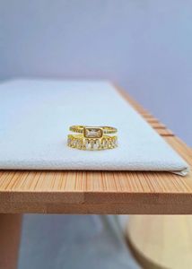 Elegant Gold Tone Ring Set