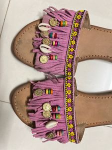 Boho Fringe Sandals 👠