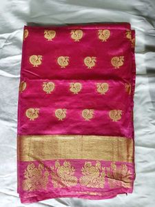 Pink &amp; Gold Peacock Saree🌷