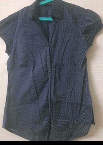 A set of 2 -Button-Down Short Sleeve Top