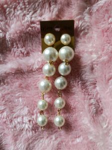 Urbanic Pearl Earrings