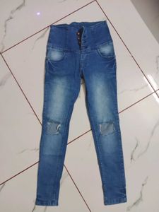 Ripped Women Jeans
