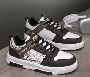 Stylish Black &amp; White Sneakers