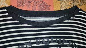Black &amp; White Zig-zag Crop Top