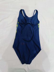 🇳🇿💫🔥 Navy &amp; Green Swimsuit