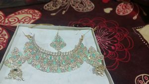 Elegant Jewelry Set