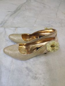 🆕Fancy Golden Glitter Pumps