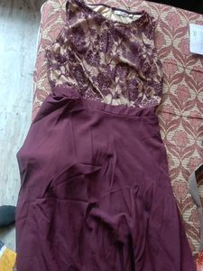 Women&#39;s Brick Red &amp; Dusty Green Boat Neck Sleevele