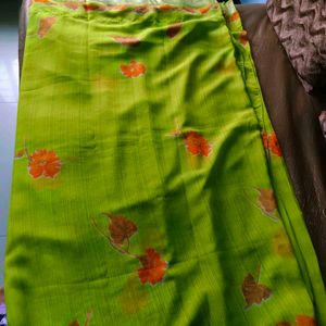 🛍️ Elegant Green Saree ⭐⭐⭐⭐⭐