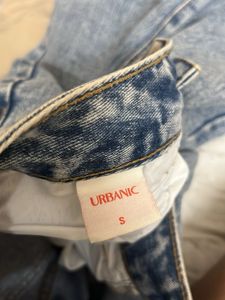 Stylish Straight Leg Jeans