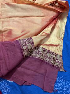 Elegant Floral Saree(extra Fabric Attached On Top)