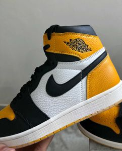 🇮🇹 Air Jordan Nike Imported Sneakers