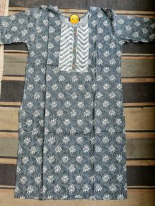 Women Cotton Printed Kurti Only ( M )