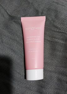 Dot &Key Skincare Watermelon Super Glow Gel Face Wash