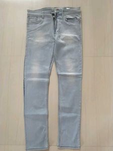 Light Wash Denim Jeans