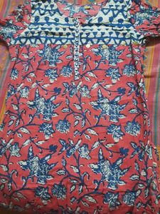 Cotton Flowral Kurti.